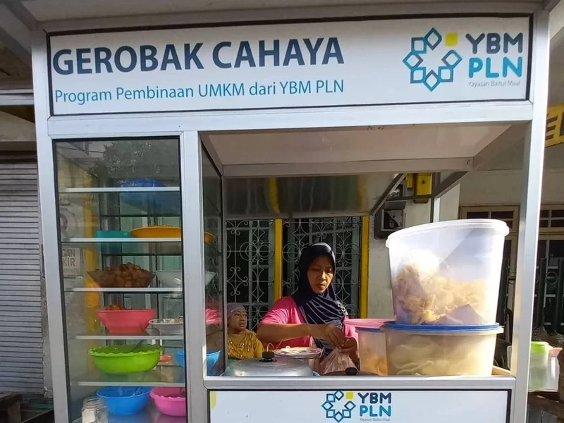 kabar umkm - gerobak cahaya PLN